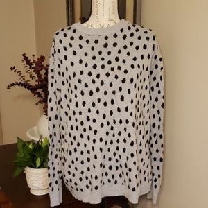 H&M grey long sleeve grey with black knit shirt